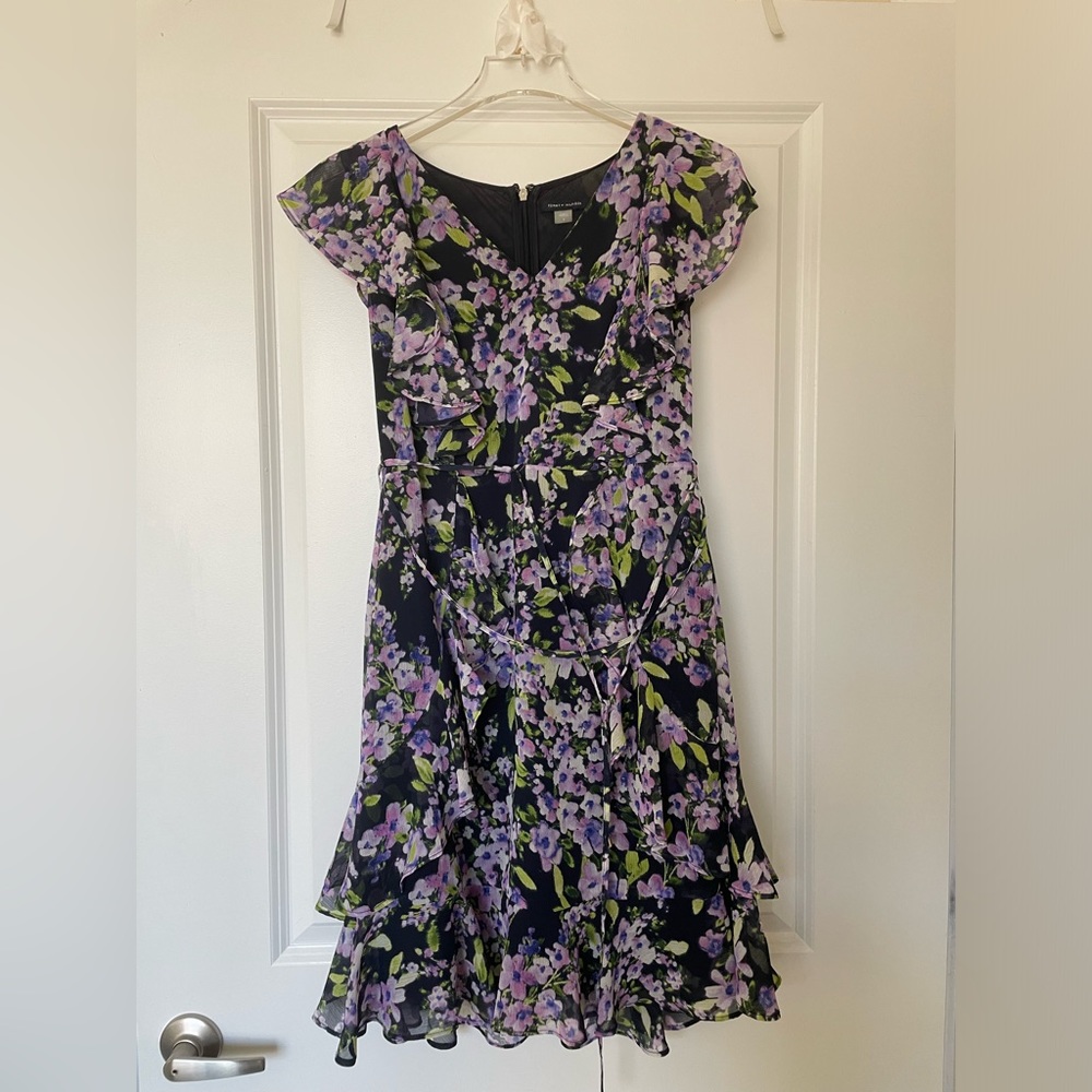 Tommy Hilfiger floral dress - size 6
